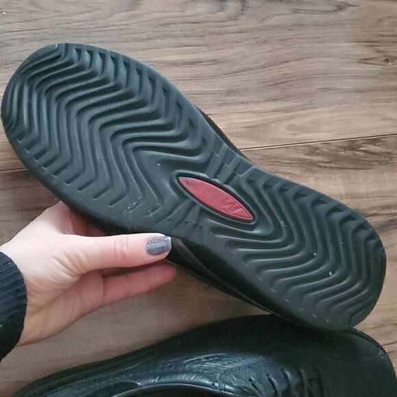 MBT | Leather Sneakers  - Picture 5 of 7